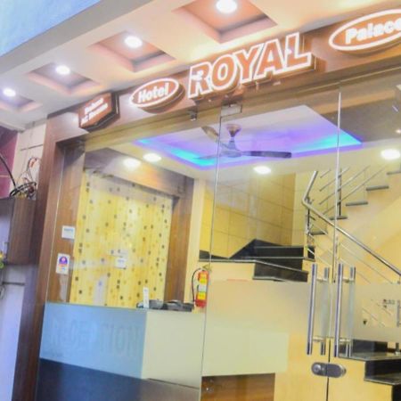 Hotel Royal Palace - 150 Meters From Mahakal Temple Uddzsaín Kültér fotó